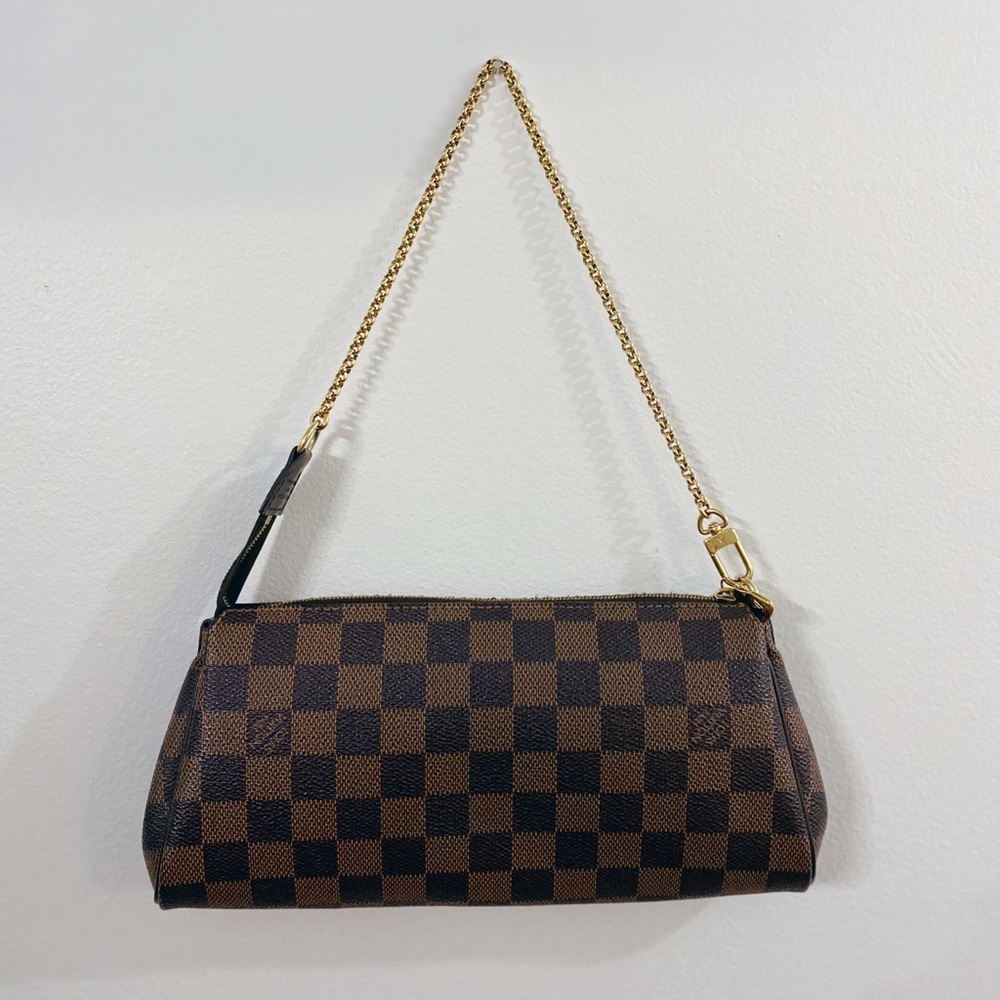 Louis Vuitton Eva Clutch - Picture 14 of 16